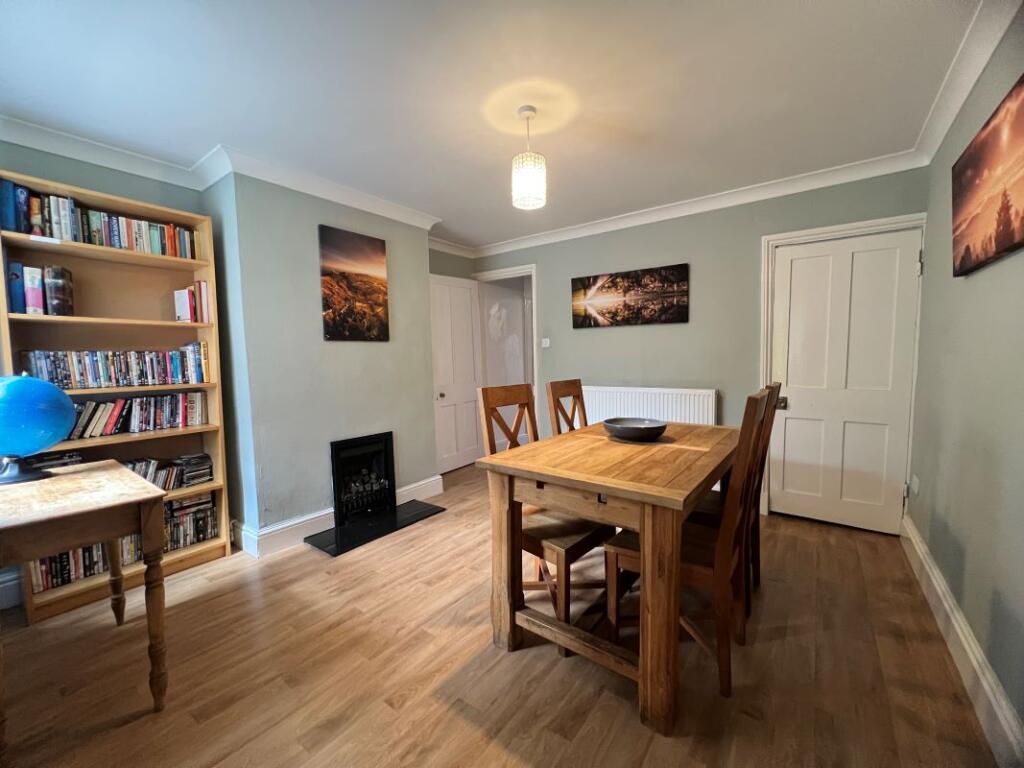 House in Worcester - View 5