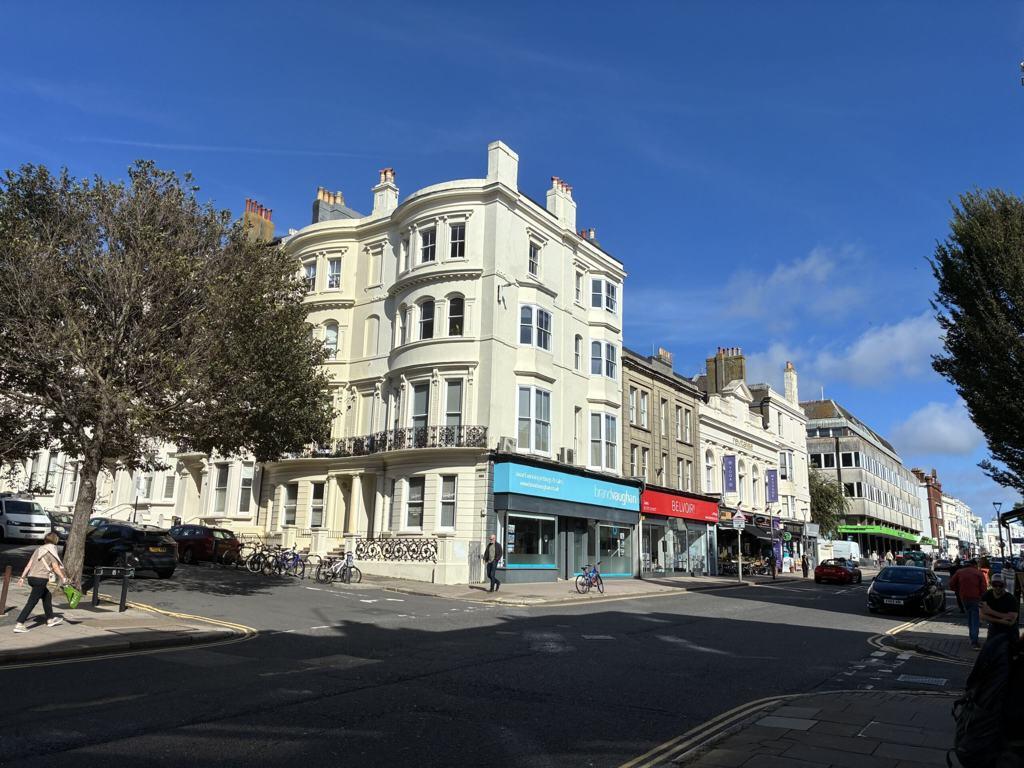 Main image of property: 117-118 Western Road, Hove, East Sussex, BN3 1DB