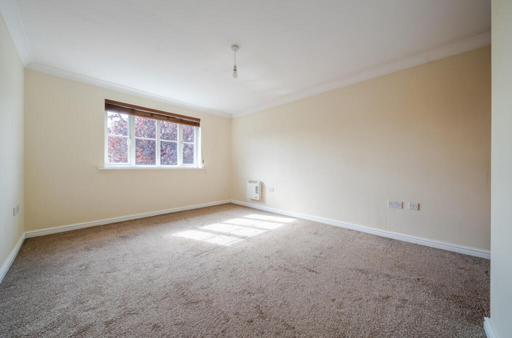 Apartment in Guildford - View 4