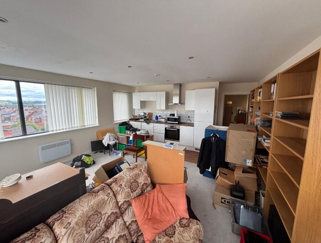 Flat 15, 18 South Street, Ilkeston, Derbyshire, DE7 5QE photo 4