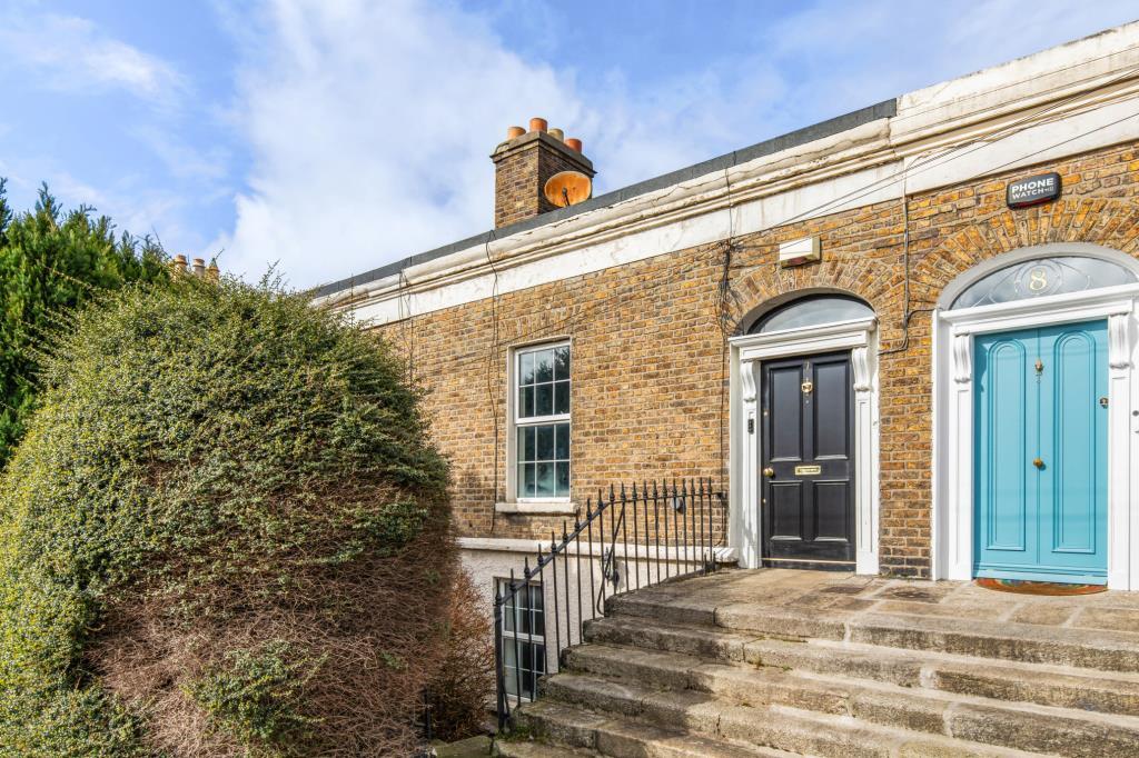 Main image of property: 7 Pleasants Street, Portobello, Dublin 8, D08 N4C1