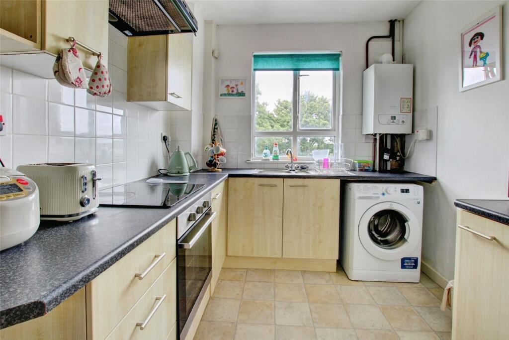 Apartment in Durham - View 5