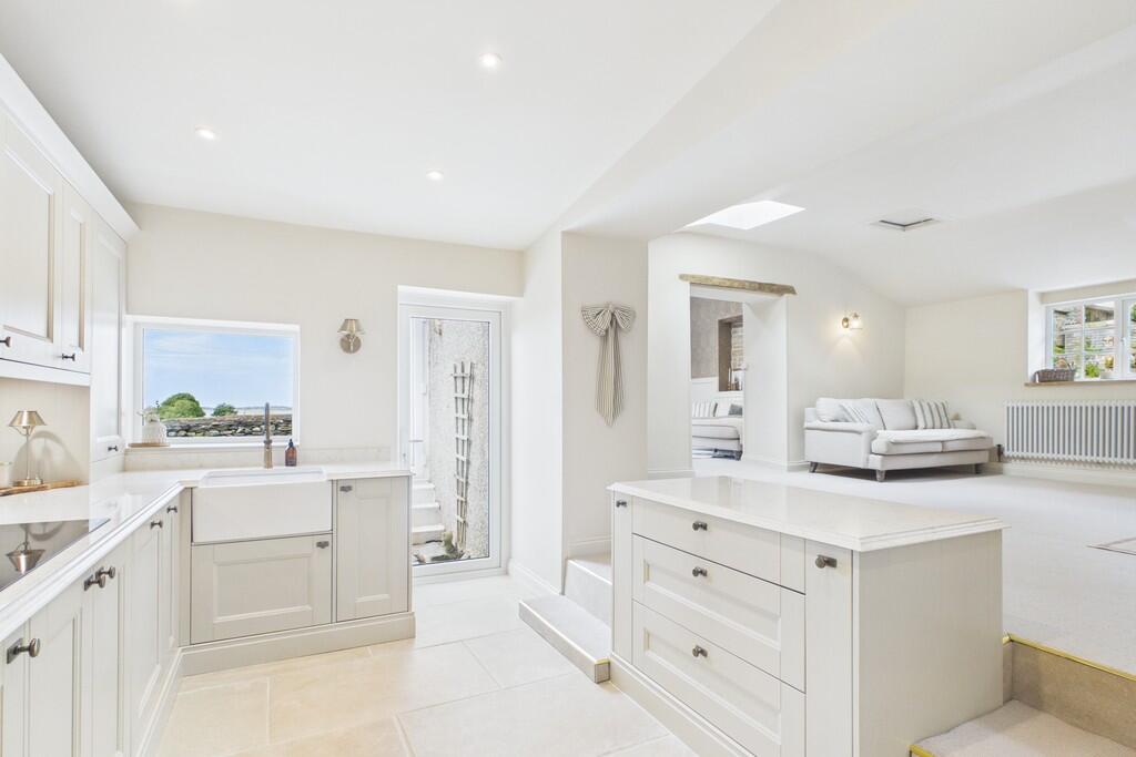 House in Lancaster - View 2