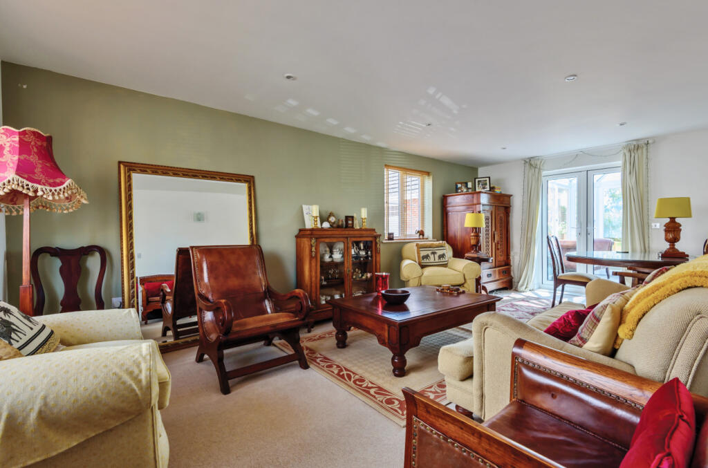 House in Guildford - View 5