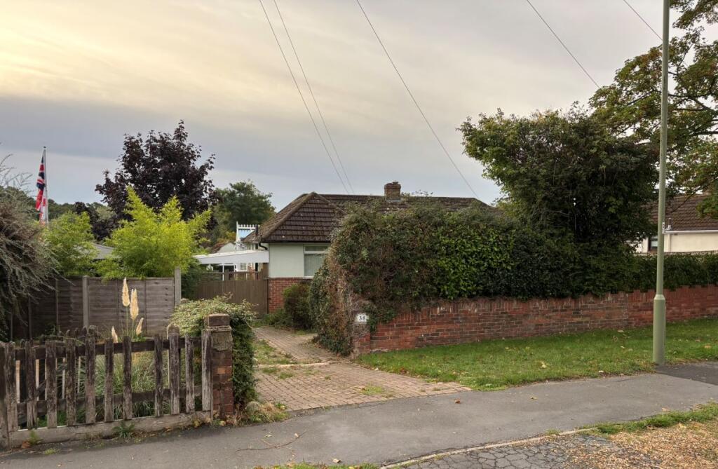 House in Southampton - View 2