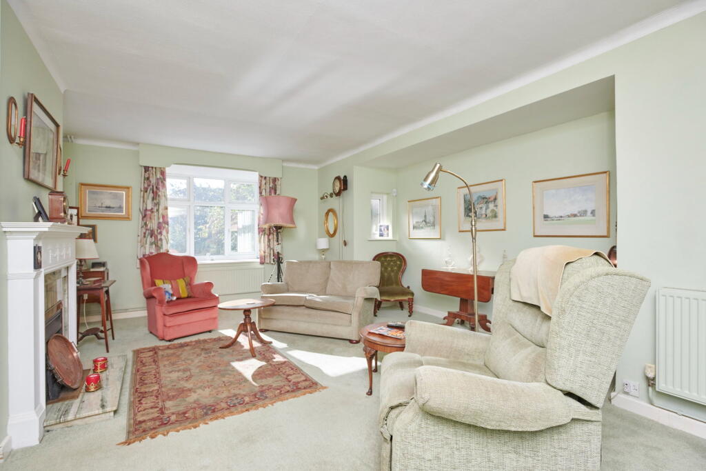 House in Wellingborough, Hatton Park - View 4