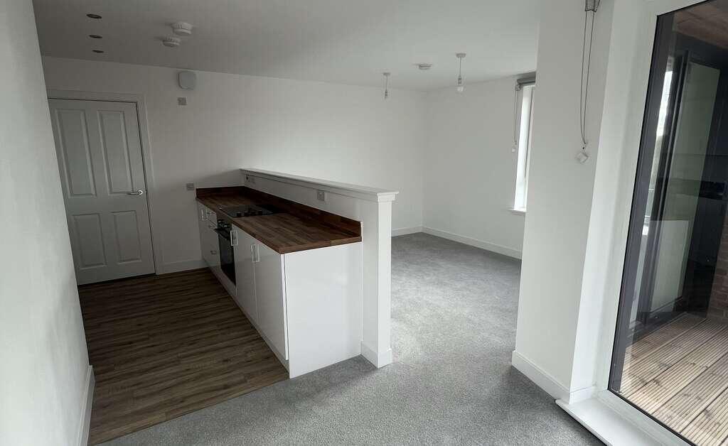 Apartment in Glasgow - View 2