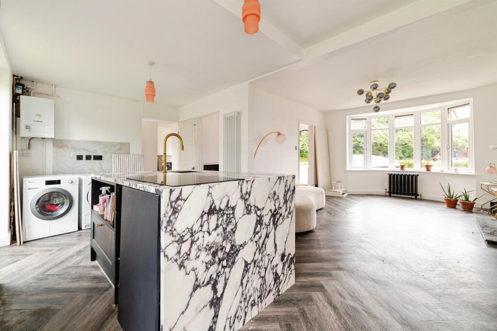 House in North Hertfordshire, Hertfordshire - View 5