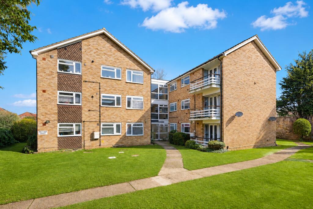 Main image of property: Avenue Road, St. Albans, Hertfordshire, AL1