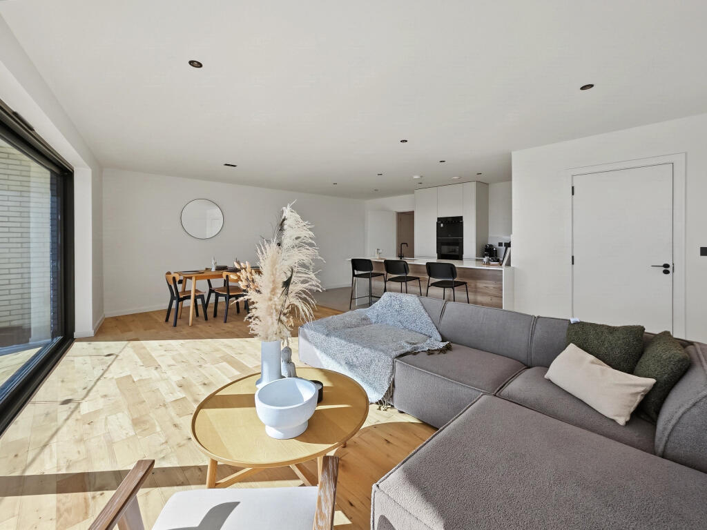 Apartment in Folkestone and Hythe, Horn Street, Hythe - View 2