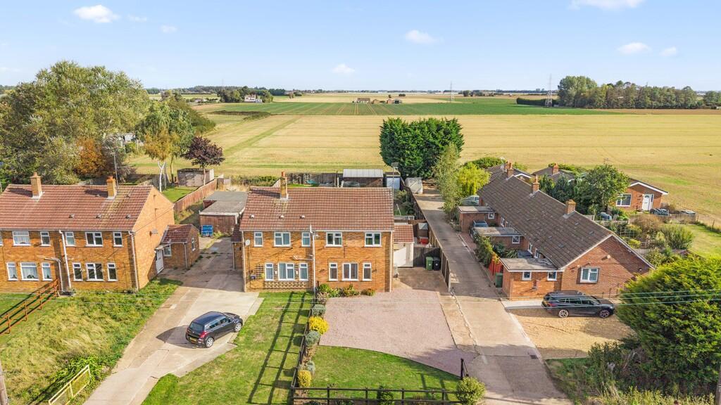 3-bed semi-detached on Frenchs Road, Walpole St Andrew, Wisbech, PE14 7JF, £250,000