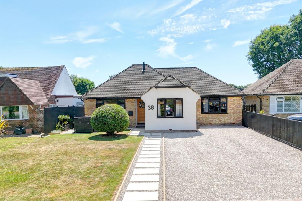 Hawthylands Road, Hailsham, BN27 - View 5