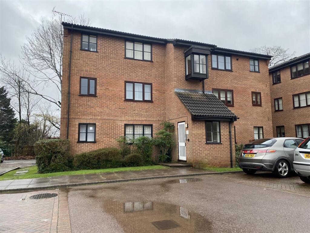 Main image of property: Tempsford Close, Enfield, EN2