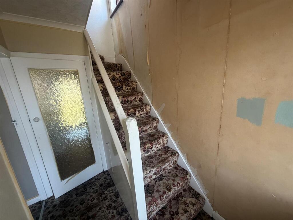 House in London - View 5