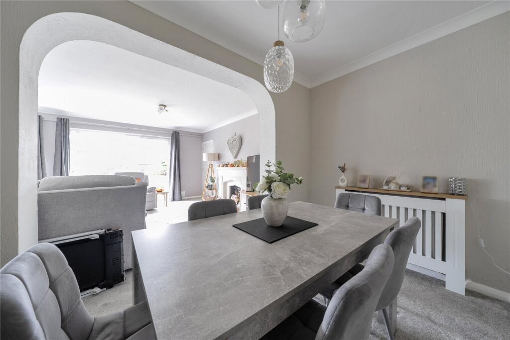 House in London - View 5