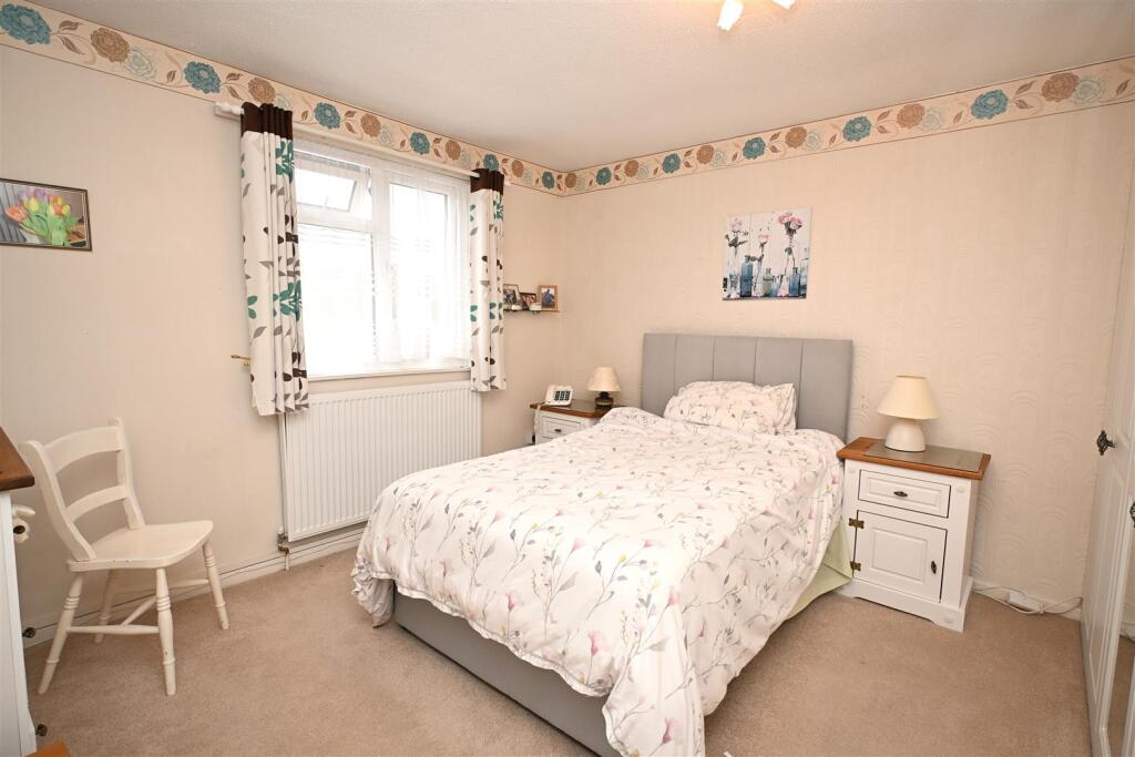 House in Reading - More