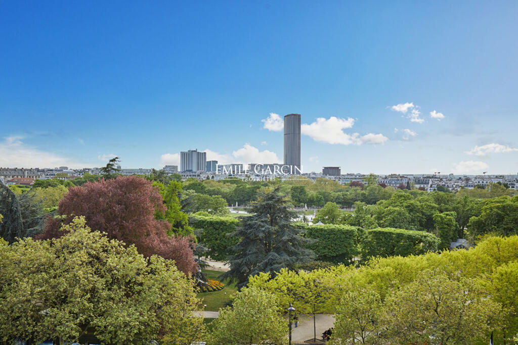 Main image of property: Paris-Isle of France, Paris, Paris 06