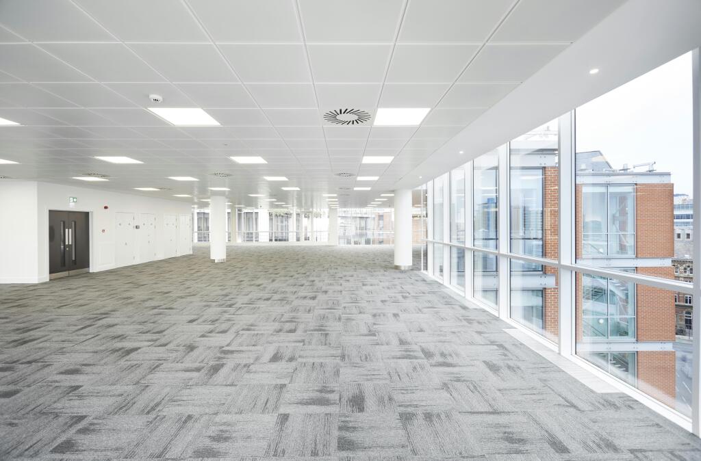 2 WHITEHALL QUAY_HLA6040_HRp.jpg