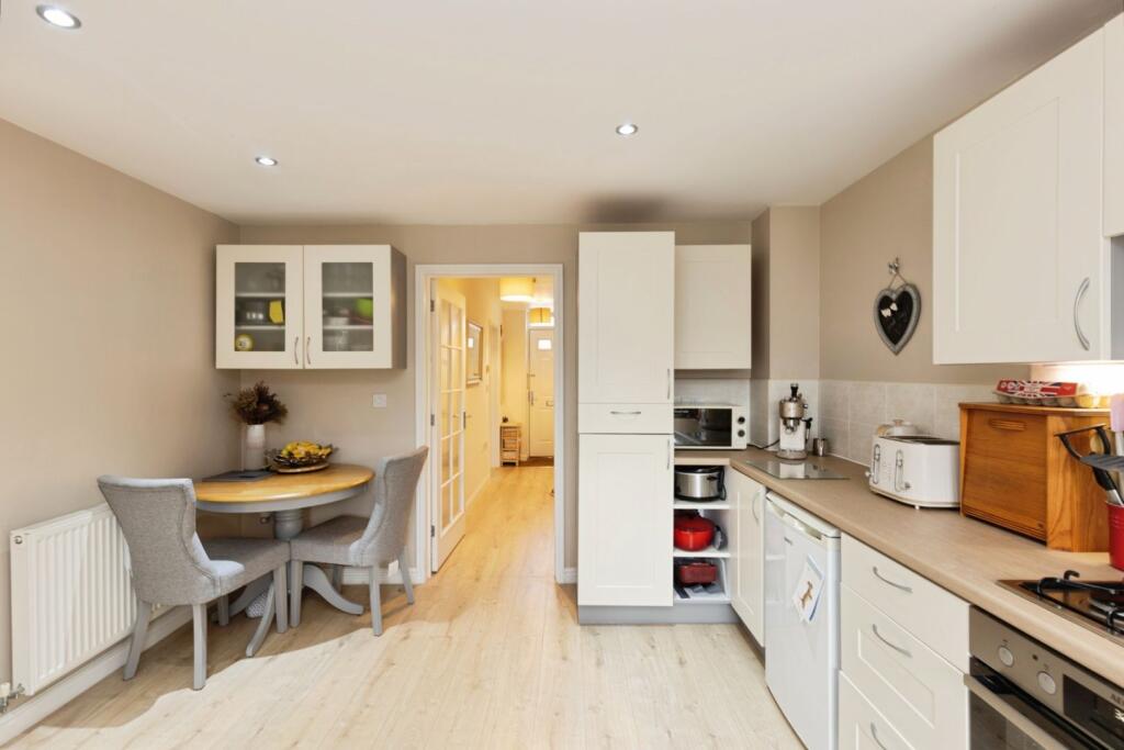 Twyver Place, Gloucester, GL3 photo 4