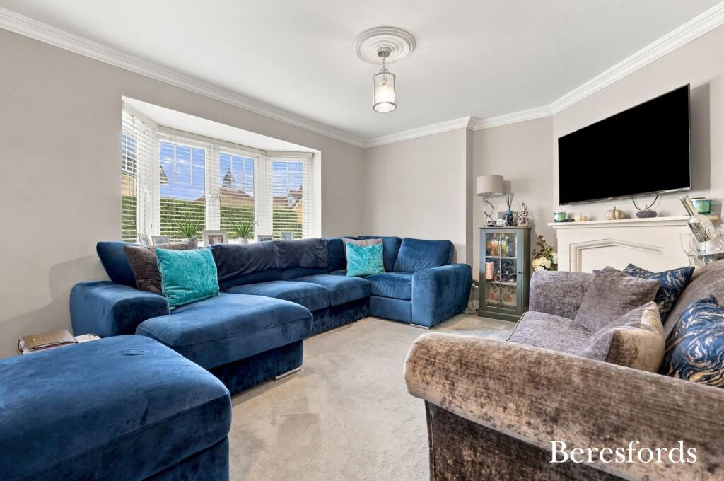 House in Uttlesford, Great Dunmow - View 2