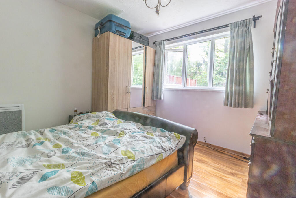 Apartment in Hatfield, Hilltop - More