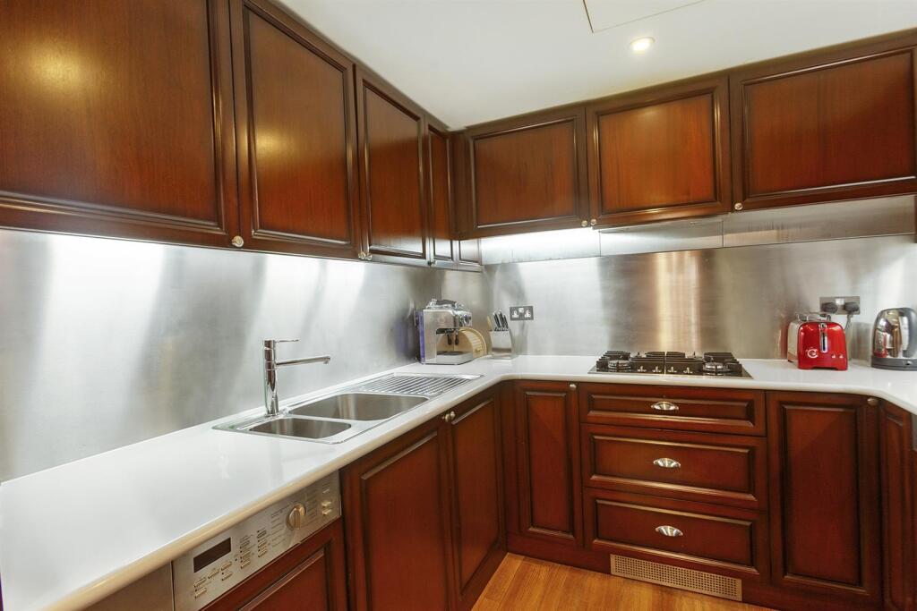 Apartment in London - View 4
