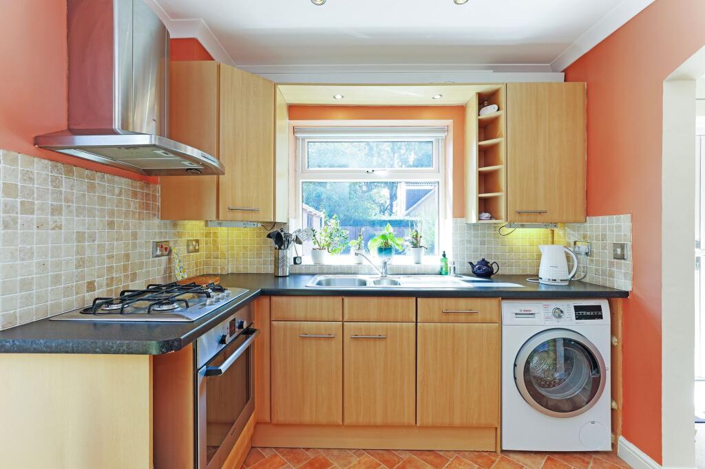 House in Wakefield, Stand Bridge, Woolgreaves - View 2