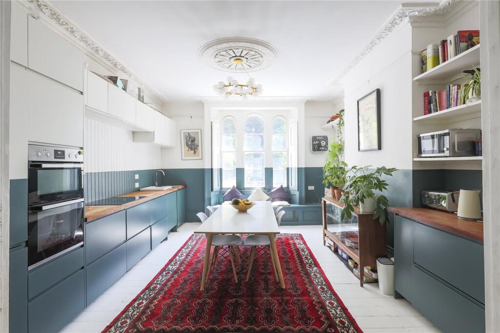 Main image of property: Archway Road, Archway, London, N19