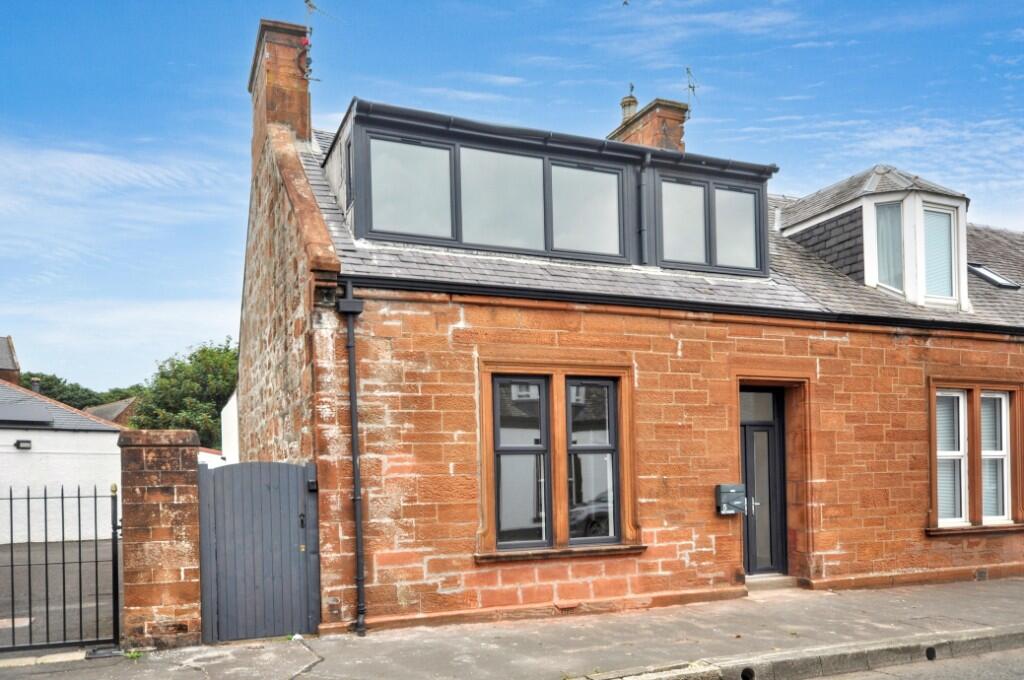 Main image of property: 5 The Avenue, Girvan, Ayrshire, KA26 9DS
