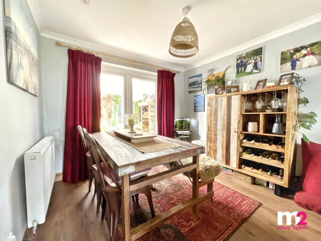 House in Newport - View 5