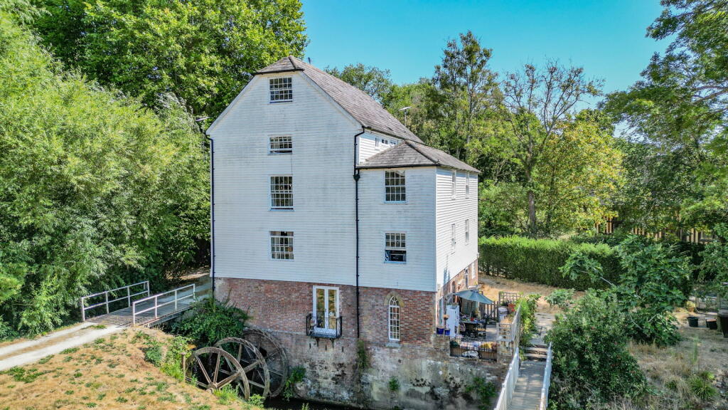 Main image of property: Mill Street, Iden Green