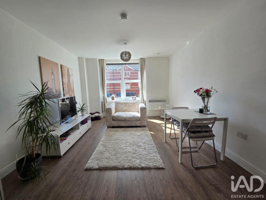Main image of property: Woodside Park, Rugby, CV21