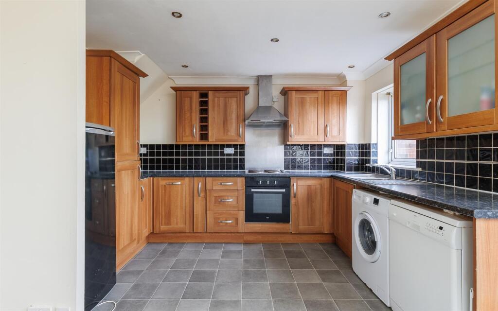House in Cowes, Isle of Wight - View 2