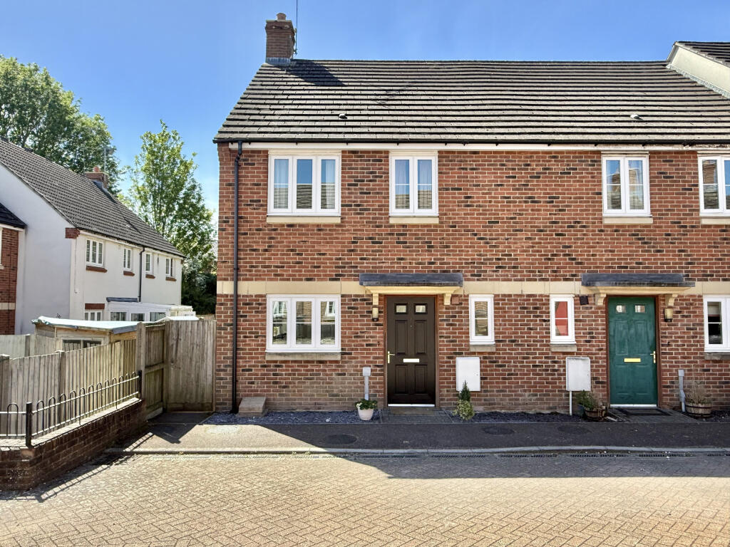 Streamside Cottages, Dodham Crescent, Yeovil, Somerset, Somerset