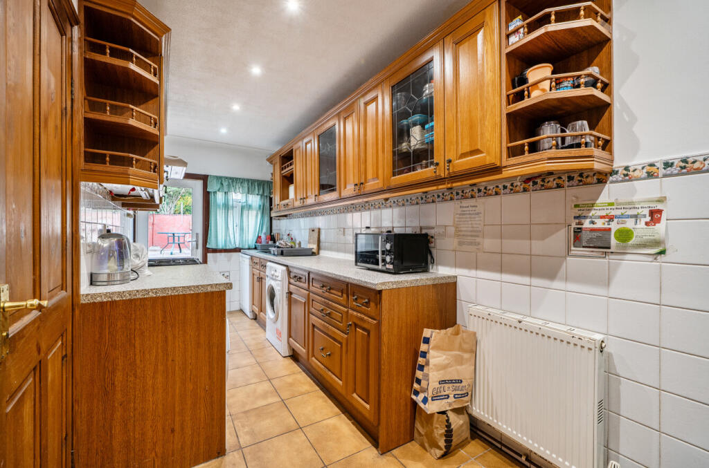 House in Reading - View 4