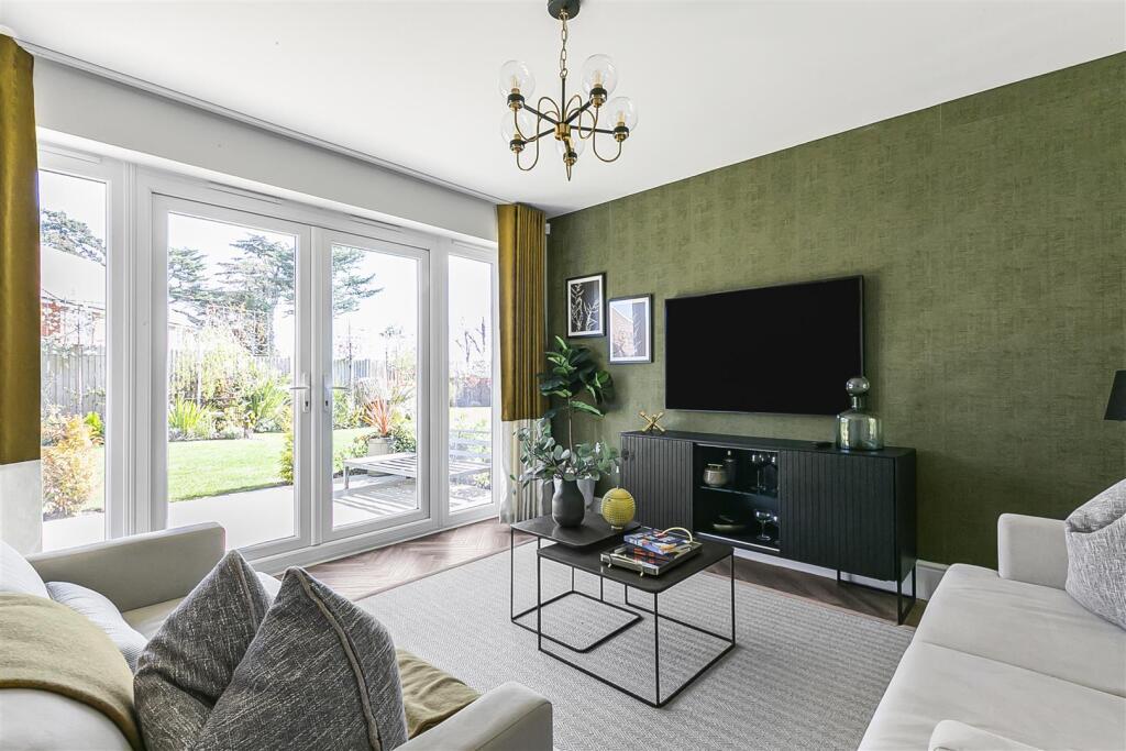 House in Waltham Cross, Goffs Oak - View 5