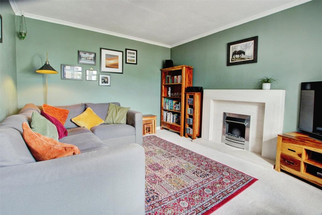 House in Durham, Belmont - More