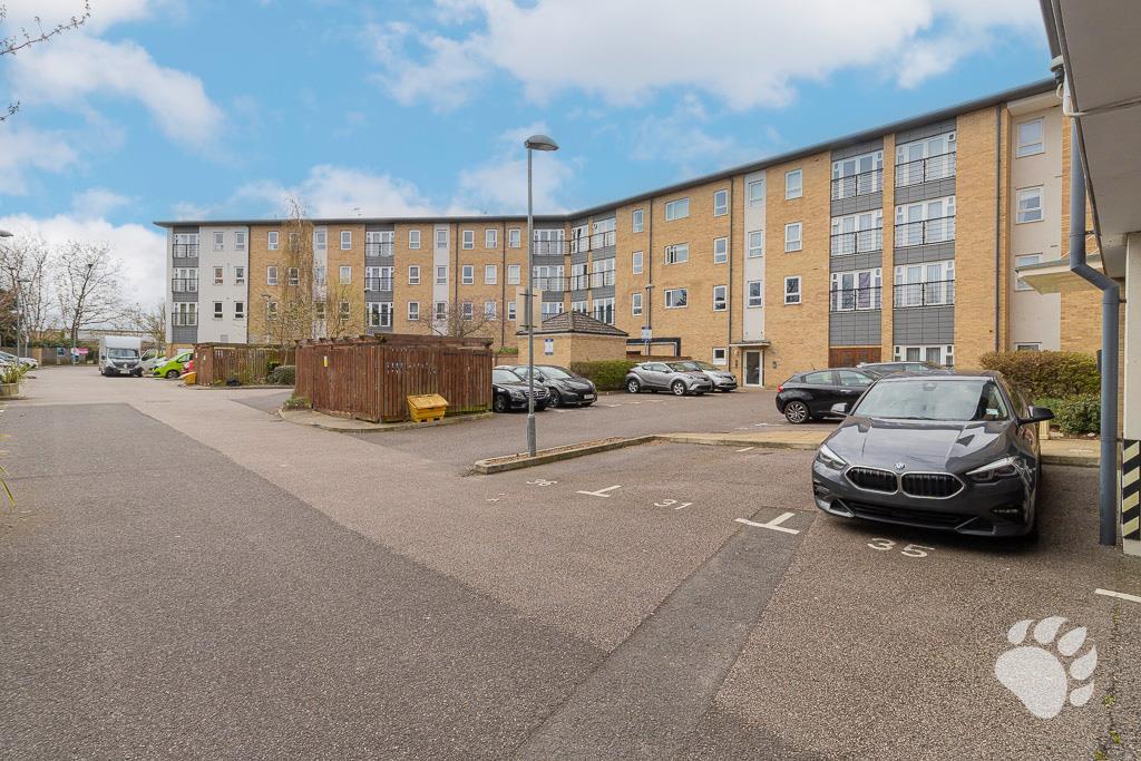 Main image of property: Southernhay Close, Basildon, SS14