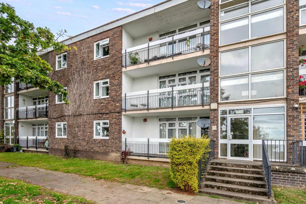 Apartment in Canterbury - View 4