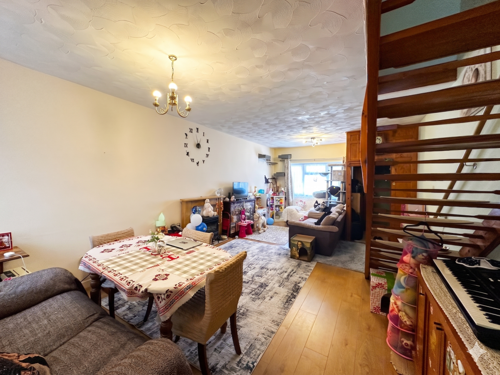 House in Portsmouth - View 2