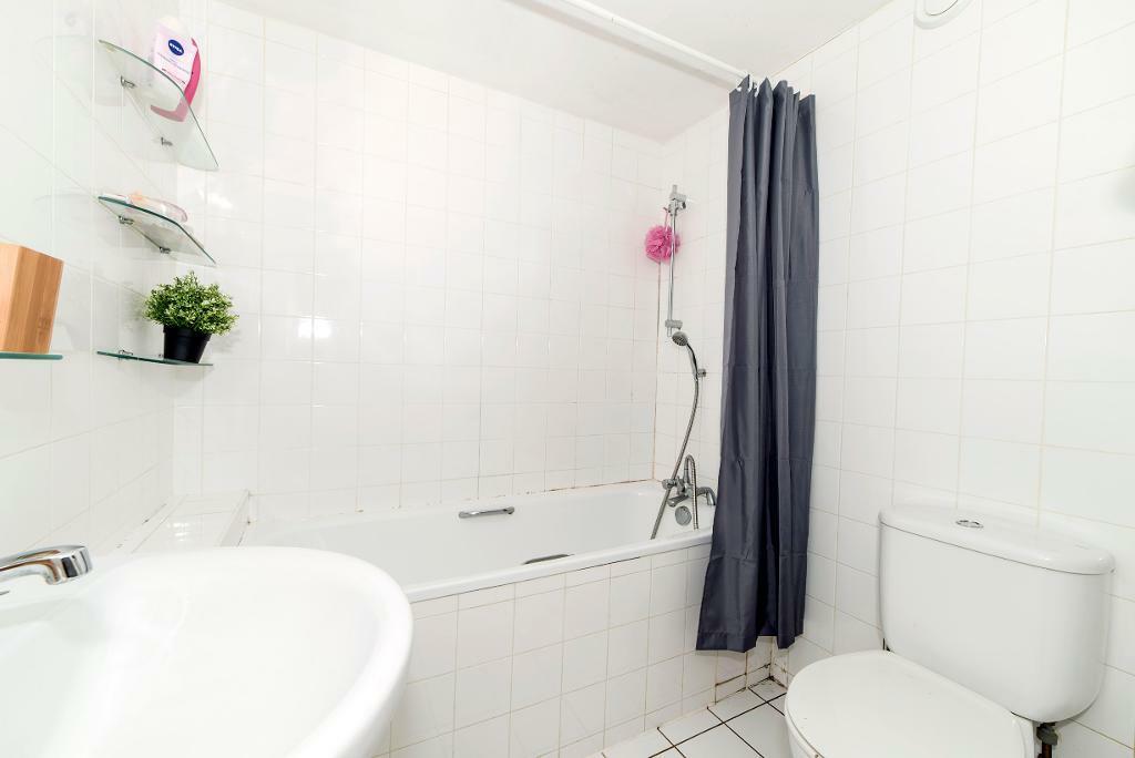 56 Dickenson Road, Rusholme, Manchester, M14 5ST - View 5