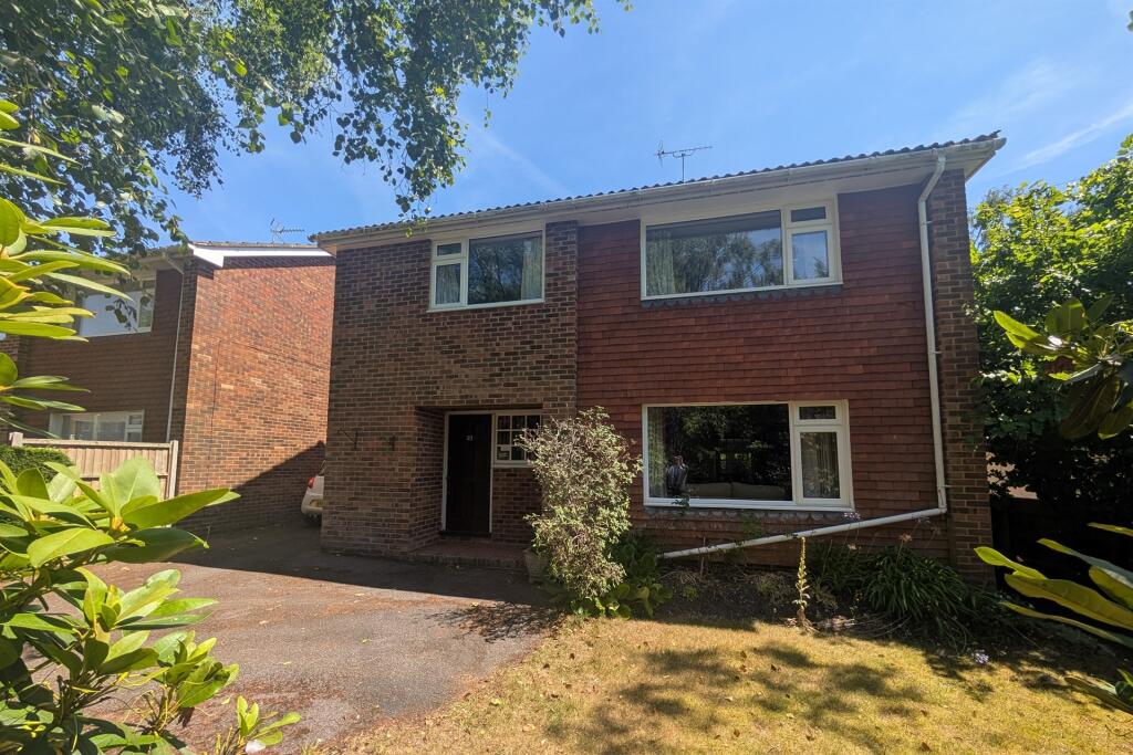 Main image of property: Hiltingbury