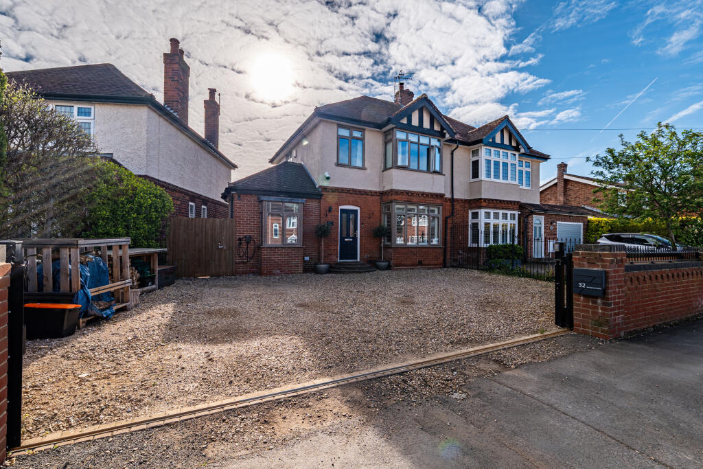 House in South Kesteven, Cherry Orchard, Grantham