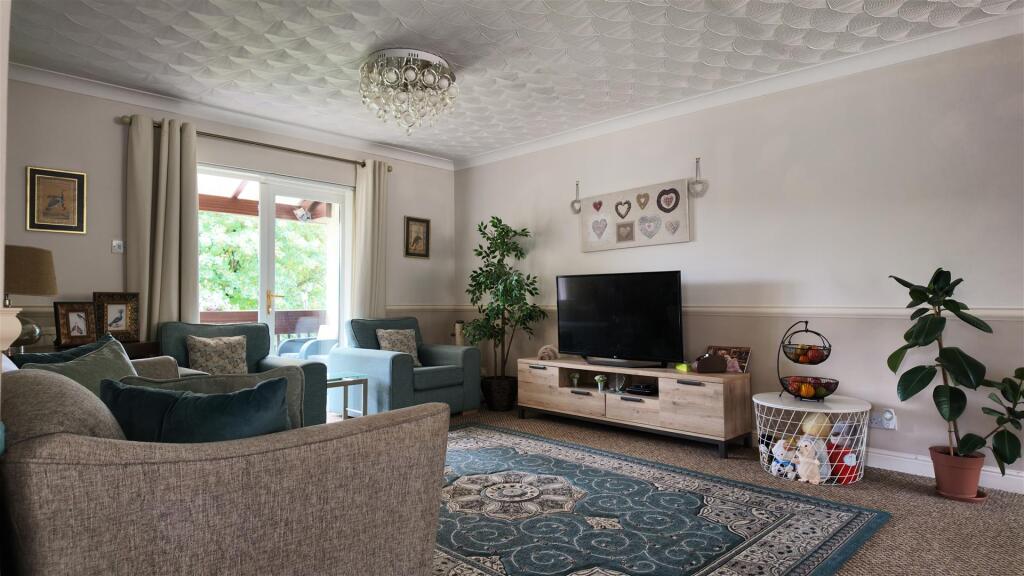 House in Cardiff - View 4