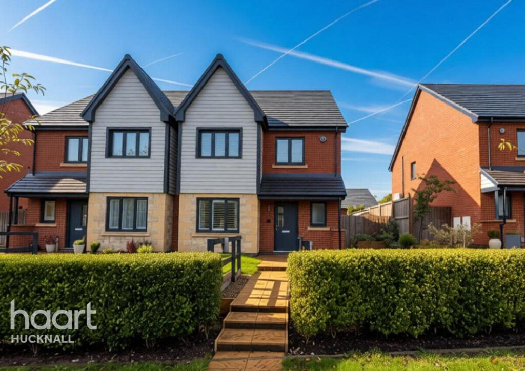 4-bed semi-detached on Musters Mews, Derby Road, Nottingham, £305,000
