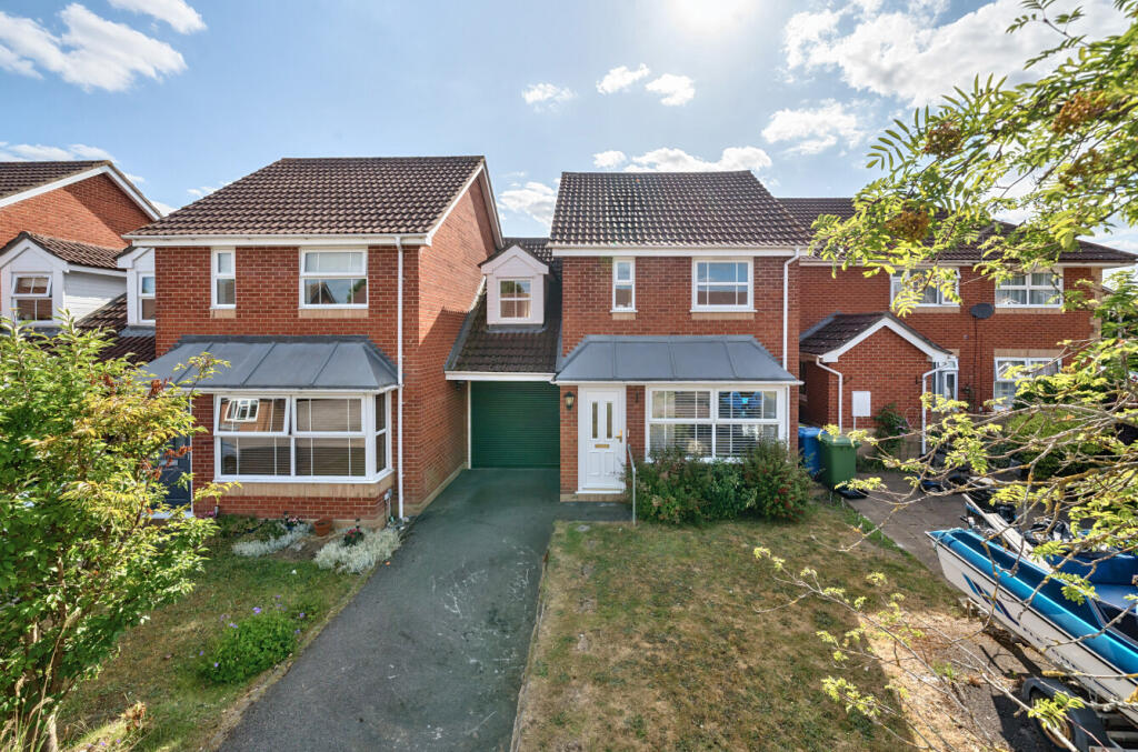 Main image of property: Webb Close, Binfield, Bracknell, Berkshire, RG42