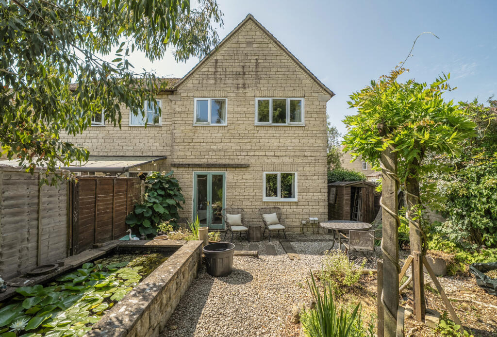 Main image of property: Stonecote Ridge, Bussage, Stroud, Gloucestershire, GL6