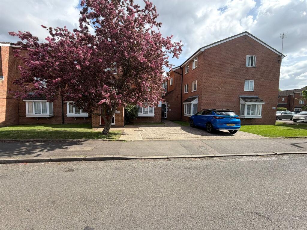 Main image of property: Poplar Grove, London, N11