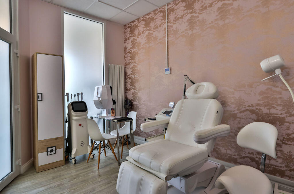 Additional image 10 of Christchurch Road, Bournemouth