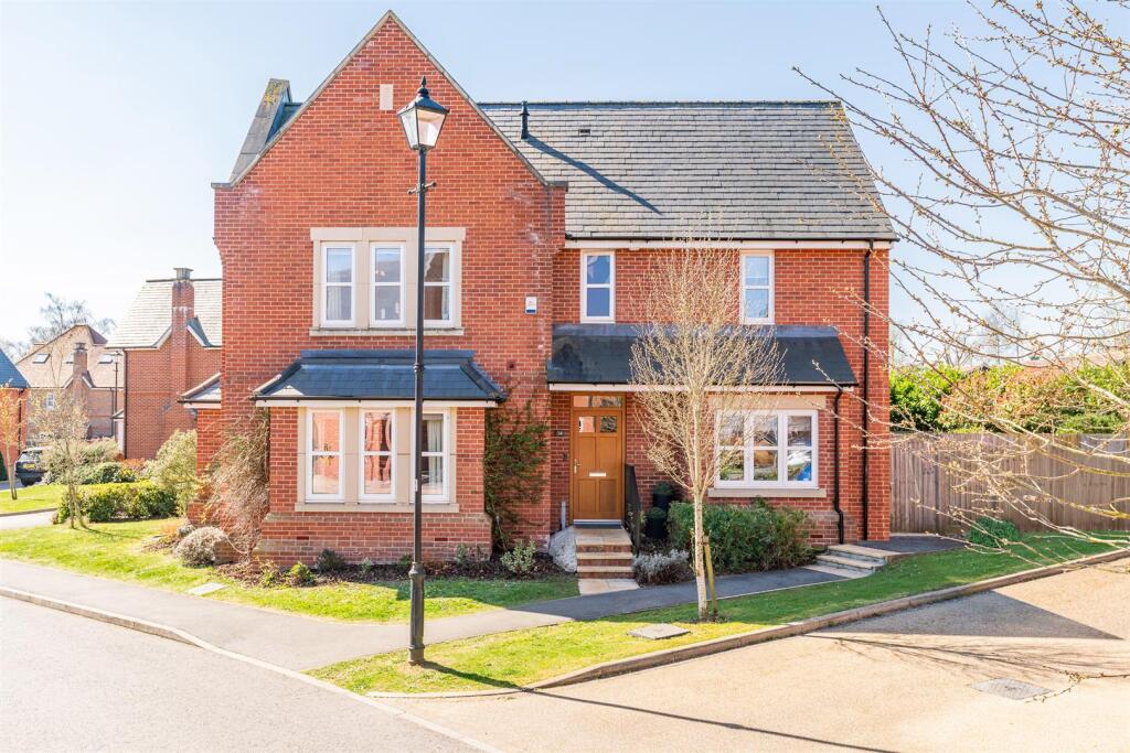 Main image of property: Butterwick Way, Welwyn